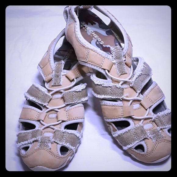 skechers slip on shoes with cut out